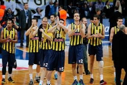 Meč lopta za Fener