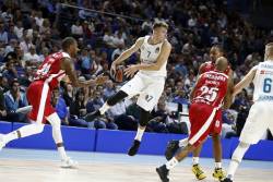 Dončić je obeležio treće kolo (video)