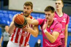 Neizvesno na Novom Beogradu, Zvezda savladala Megu